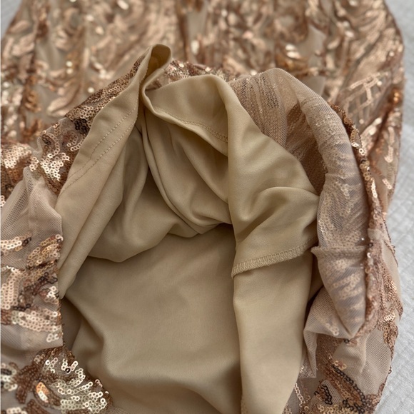 Aster Sequin Halter Dress Size Large - Picture 7 of 7